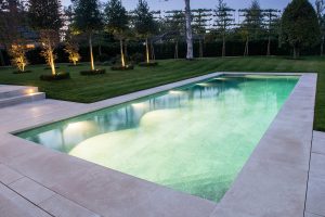 Fossil Pearl Satin Contemporary pool copings and surround