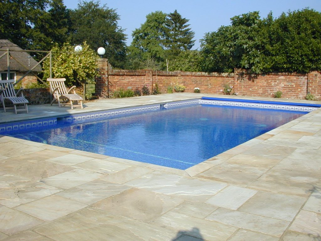 Cotswold Mint Riven Sandstone - Cranbourne Stone