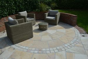 Cotswold Mint paving and setts