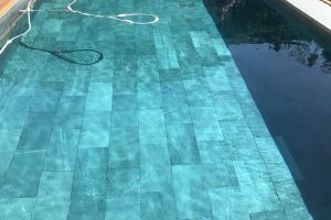 Caulfield Green Pool tank tiles